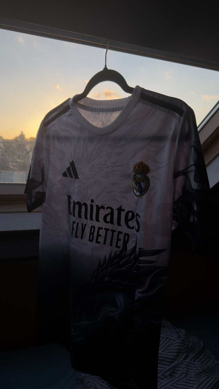 Real Madrid Special Edition Dragon Shirt Maat S, Meerkleurig, Ophalen of Verzenden, Maat 46 (S) of kleiner, Adidas