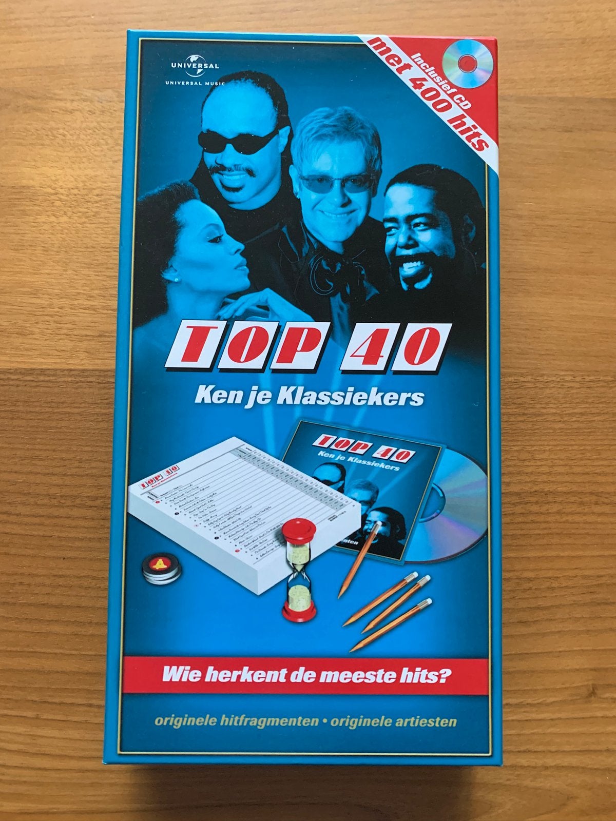 Top 40 ken je klassiekers (inclusief CD met 400 hits), Vijf spelers of meer, Ophalen of Verzenden, Nieuw, Universal Games