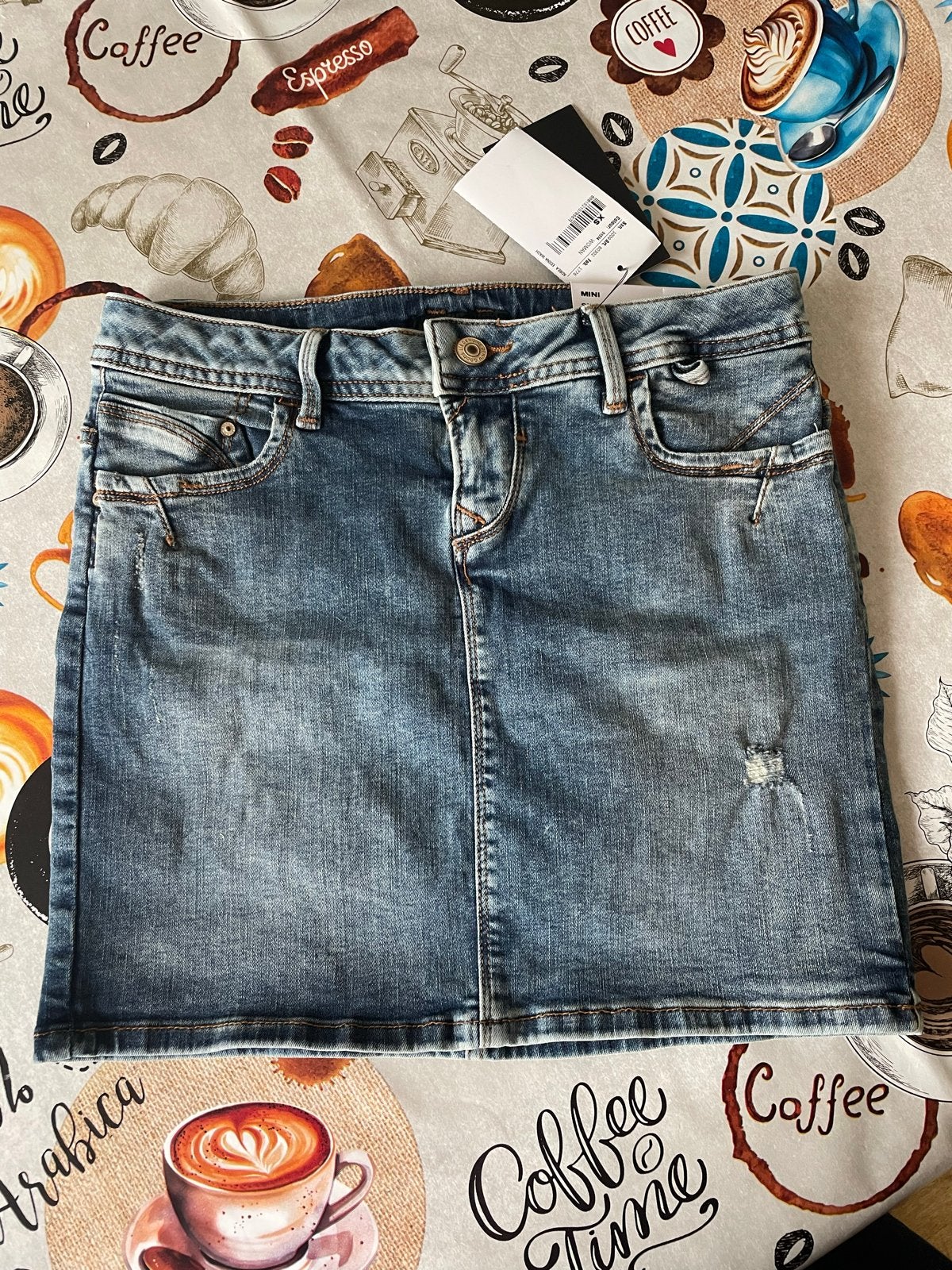 LTB mini spijkerrokje maat XS, nieuw met kaartjes, Blauw, Nieuw, Ophalen of Verzenden, Maat 34 (XS) of kleiner