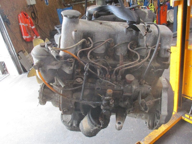 Motor Mercedes-Benz /8 (W115) (1968-01/1977-01), Gebruikt, Mercedes-Benz AG, Mercedes-Benz, Mercedesstraße 120, Stuttgart 70372, , Duitsland