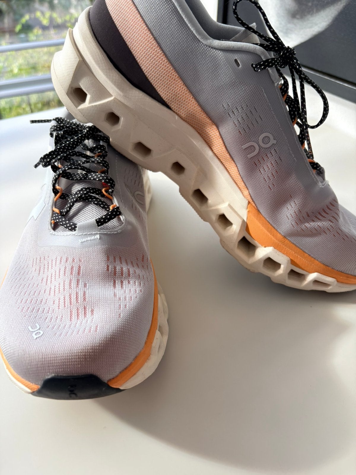 On cloud cloud monster zgan 45 nu 50.- koopje, Overige merken, Hardloopschoenen, Ophalen of Verzenden, Zo goed als nieuw