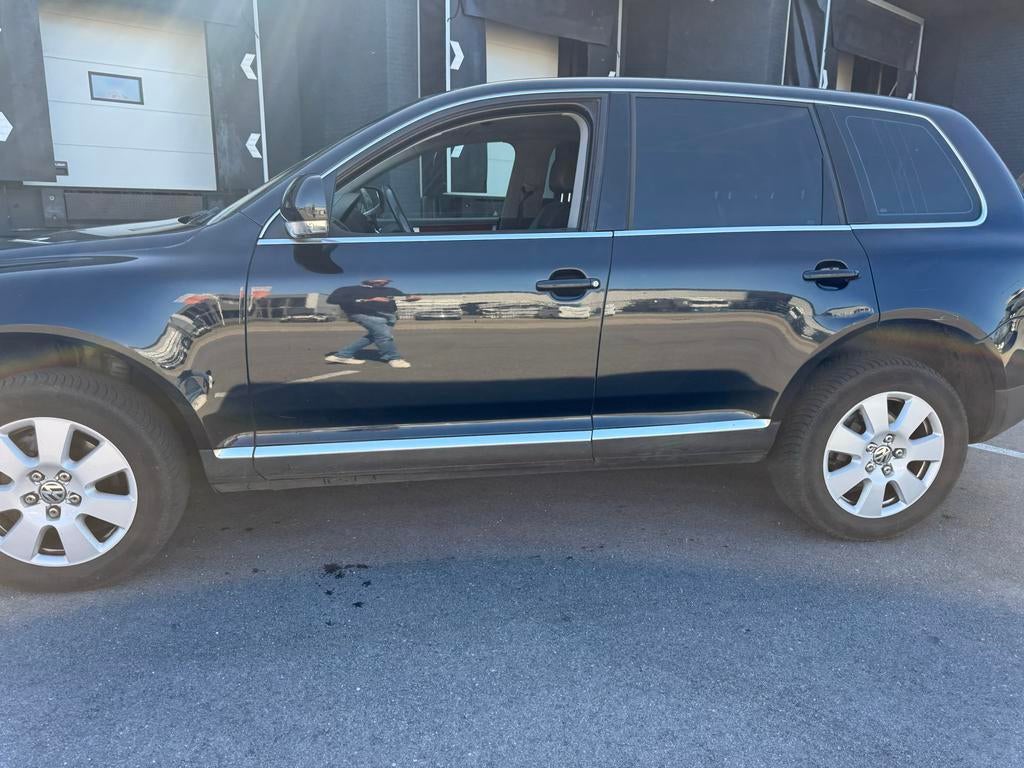 Volkswagen Touareg 3.2 V6 162KW 4MOTION AUT 2004 Zwart, Auto's, Automaat, 3189 cc, Zwart, Origineel Nederlands