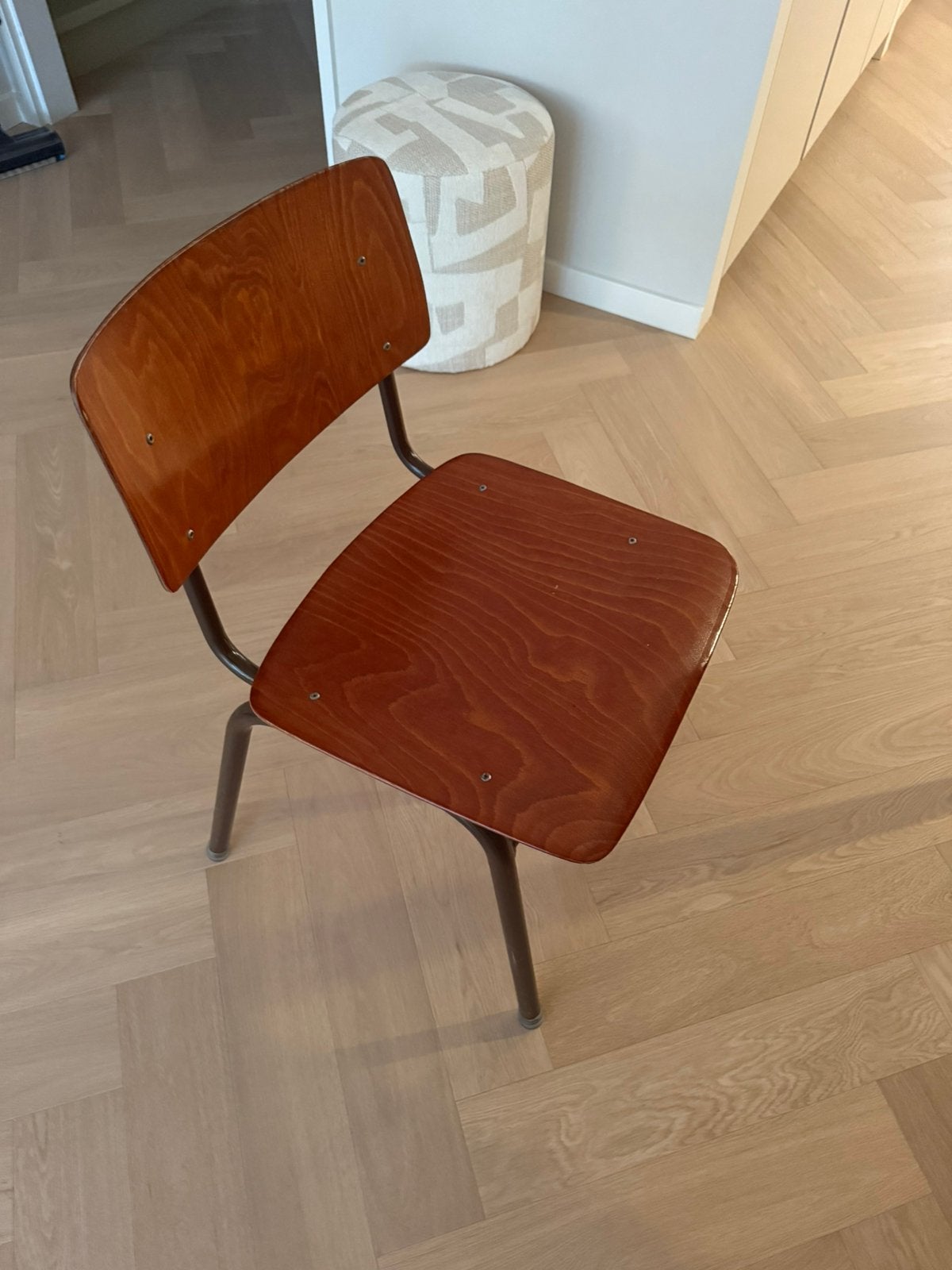 Schoolstoeltjes vintage, Ophalen, Zo goed als nieuw, Eén