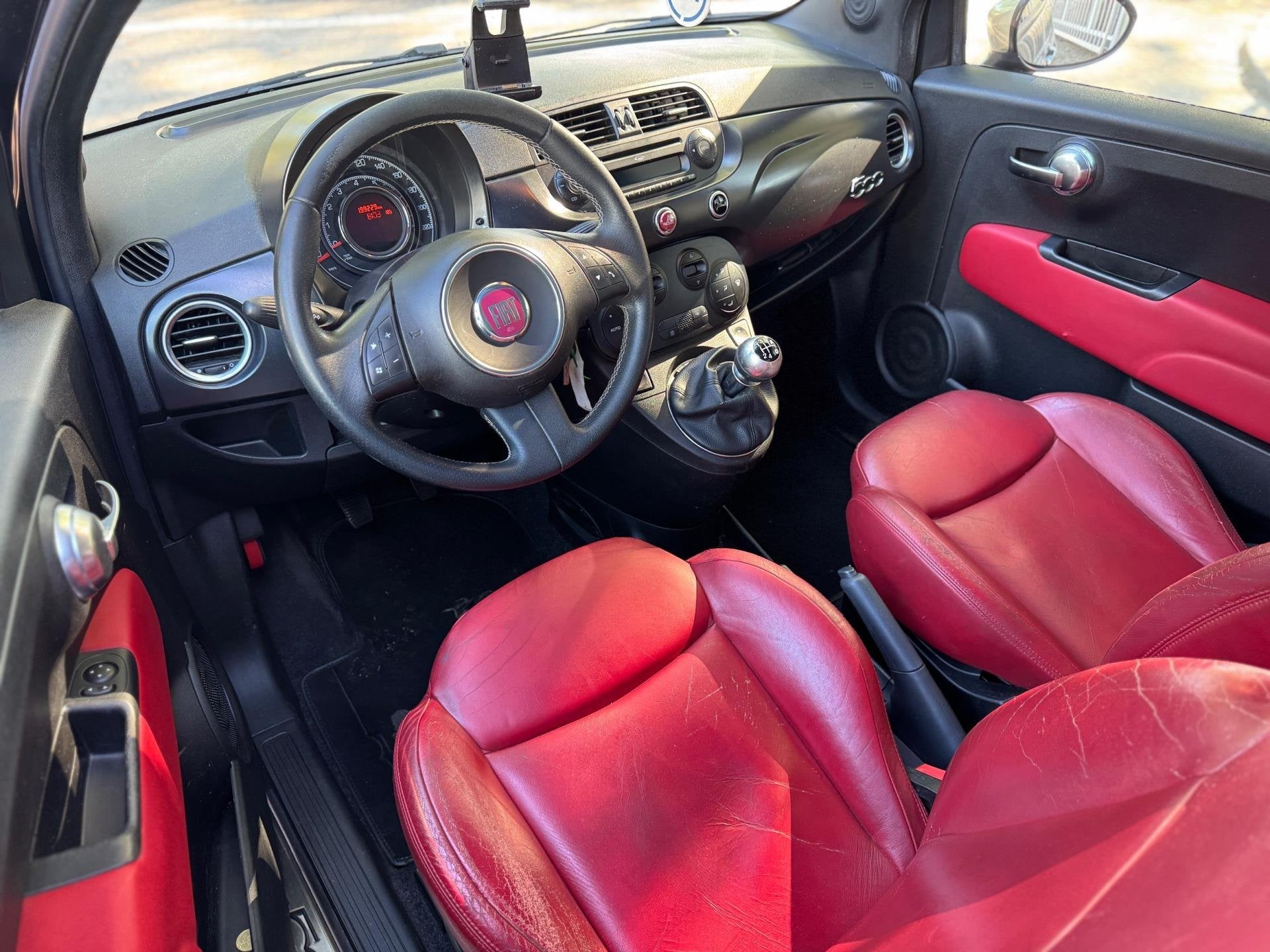 Fiat 500 0.9 TwinAir Blackjack Airco Leder Sportvelgen, Auto's, Voorwielaandrijving, Euro 5, 86 pk, Gebruikt