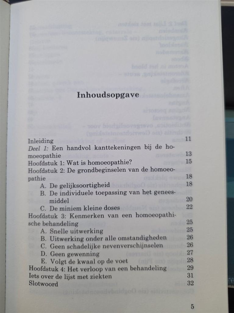 Homoeopathisch Lexicon — Kwalen en Middelen van A tot Z, Ophalen of Verzenden, Gelezen, Overige onderwerpen, Achtergrond en Informatie