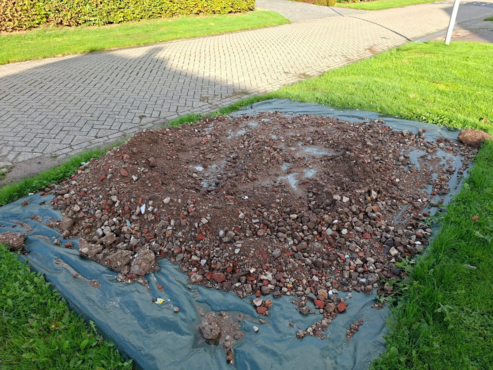Gratis ophalen: gebroken puin, Tuin en Terras, Ophalen