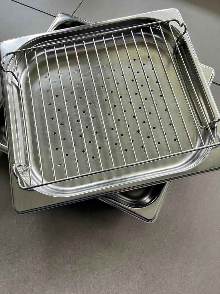 Roosters en schalen voor ATAG stoom- bakoven, Ophalen, Gebruikt
