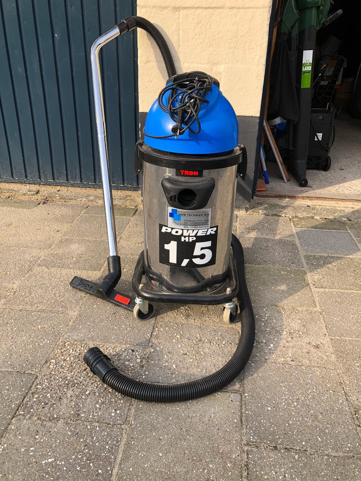 ‏ Stofzuiger nat en droog zuiger, Ophalen, Zo goed als nieuw, Reservoir