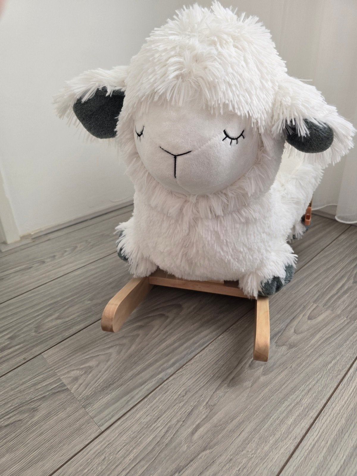 Nieuw hobbeldier schaap, Ophalen, Zo goed als nieuw