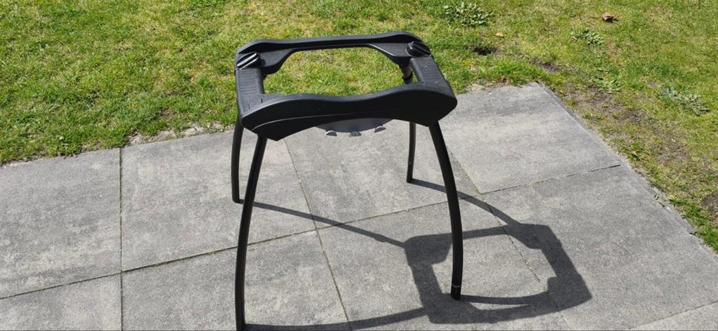 Weber Q1400 standaard/onderstel, Tuin en Terras, Elektrische barbecues, Ophalen