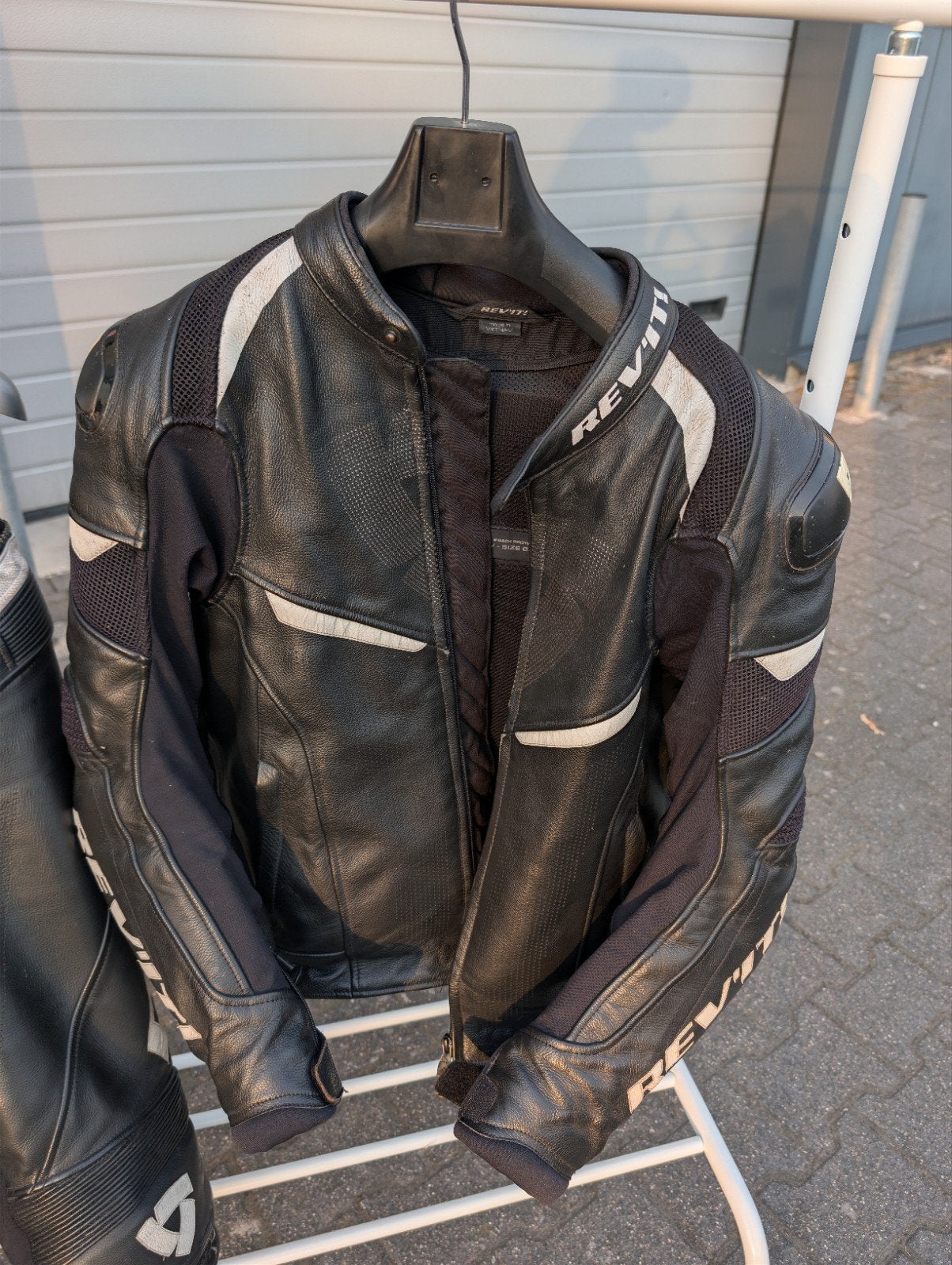 REV'IT! Leren combipak (jas en broek) - Maat 52/50, Motoren, Kleding | Motorkleding, Ophalen, Rev'it!, Tweedehands, Heren