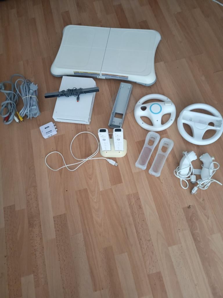 Nintendo wii compleet, Ophalen, Zo goed als nieuw, Met 2 controllers