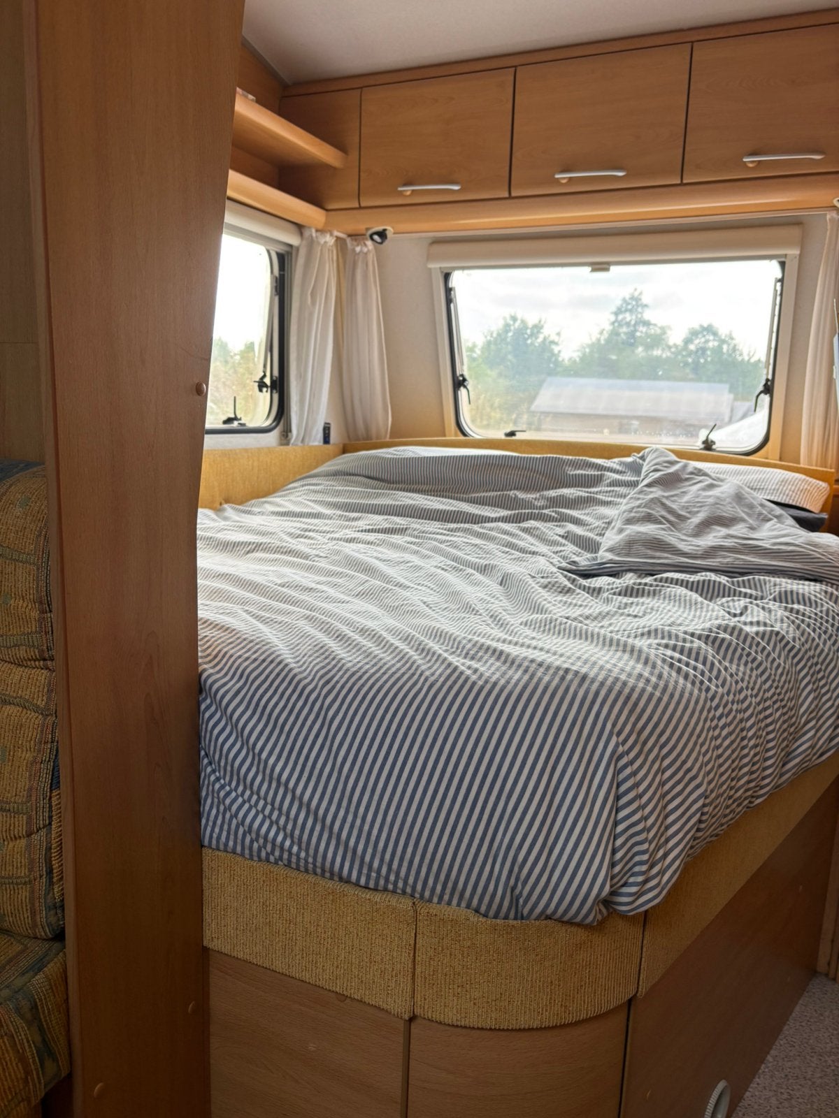 Knaus Sudwind 500 (unieke indeling!), Caravans en Kamperen, Koelkast, 7 tot 8 meter, Particulier, Knaus