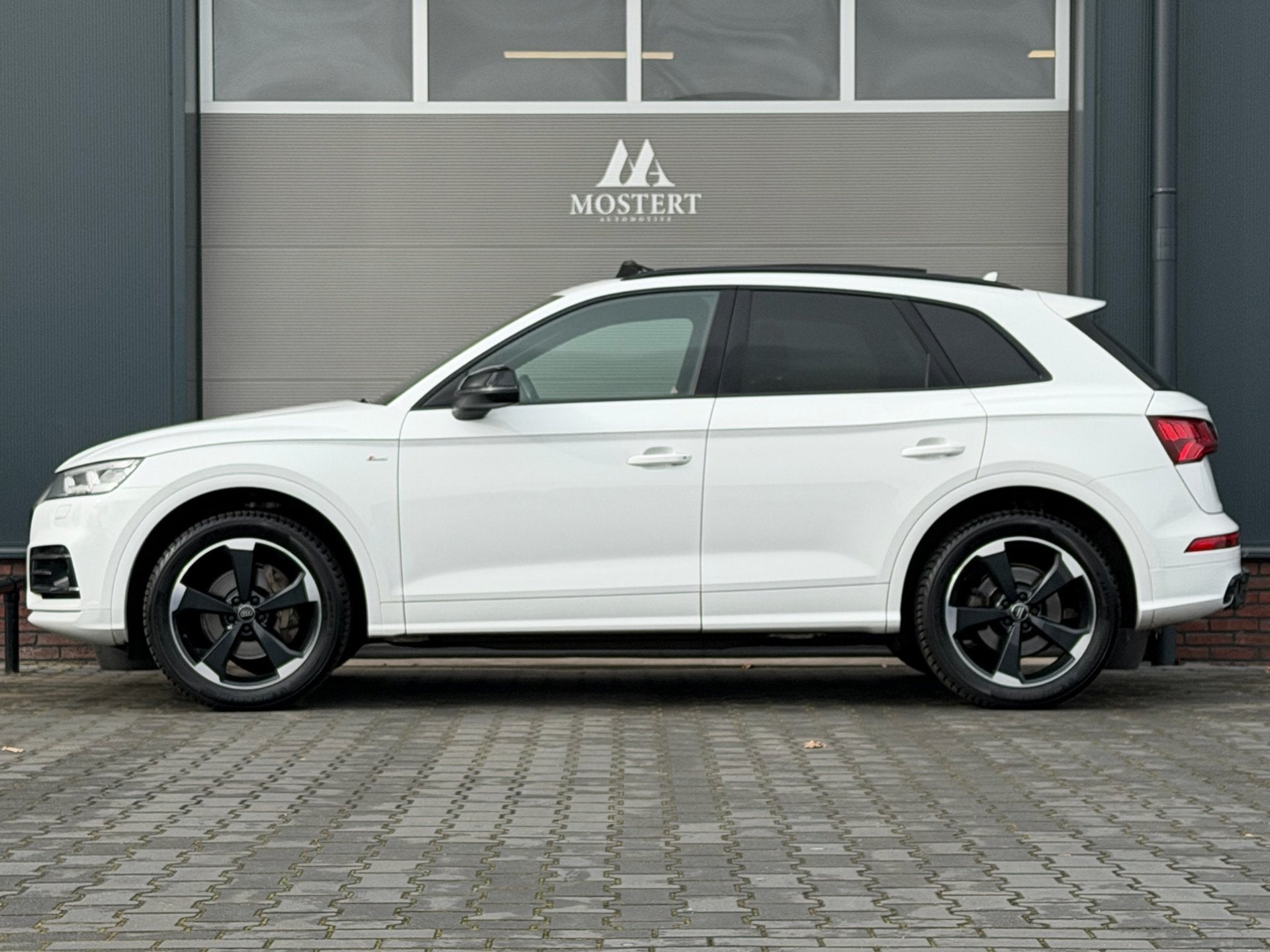 Audi Q5 45 TFSI/245pk quattro S edition|2020|S-line|Dealer|P, Auto's, Automaat, Gebruikt, 4 cilinders, Wit