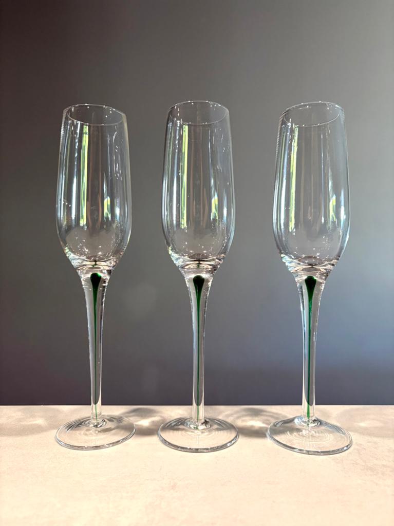 Drie champagneglazen met groene druppel, Ophalen of Verzenden, Zo goed als nieuw, Overige typen