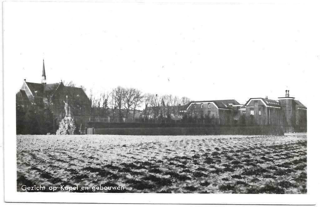 AK Etten-Leur - Instituut St. Joseph, gezicht op kapel, Verzenden, 1940 tot 1960, Ongelopen, Noord-Brabant