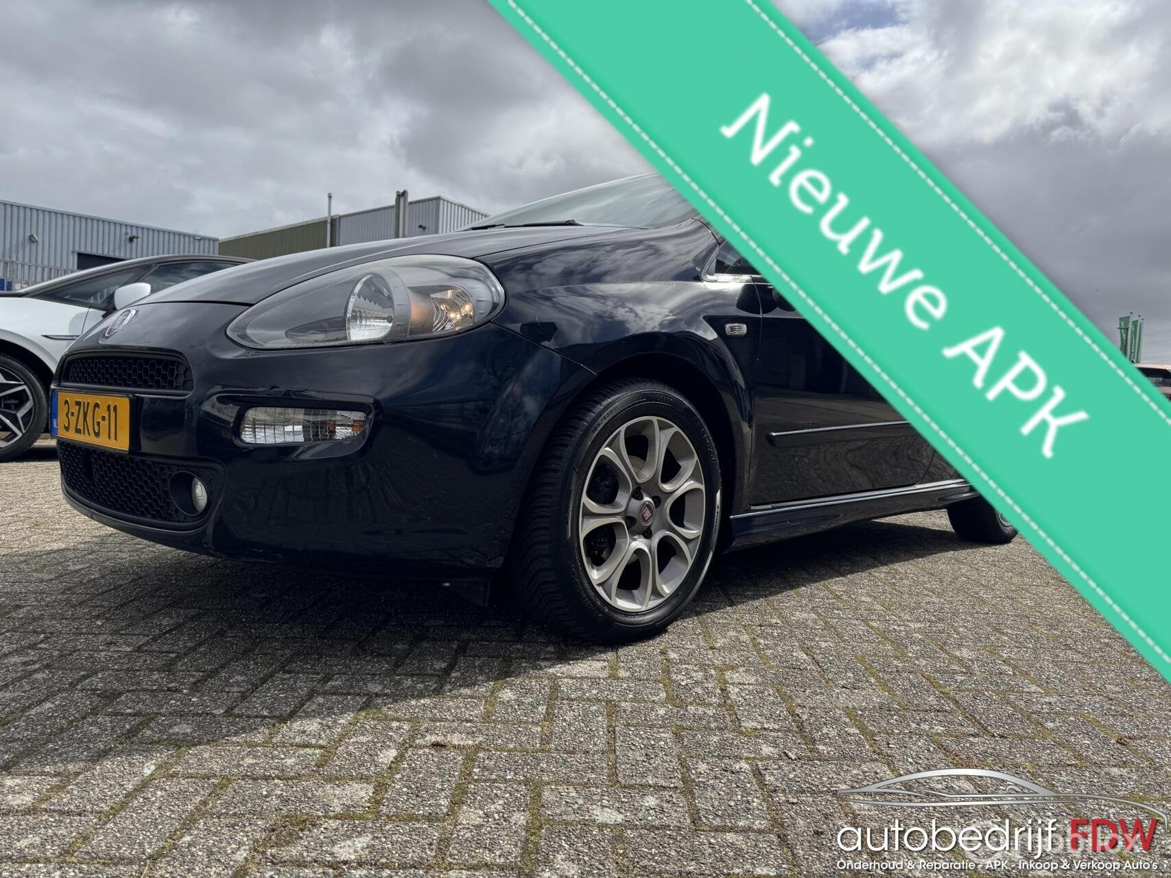 Fiat Punto Evo 0.9 TwinAir/3D/TREKHAAK/PDC/NAP/CRUISE CONT/, Voorwielaandrijving, 101 pk, Euro 6, Origineel Nederlands