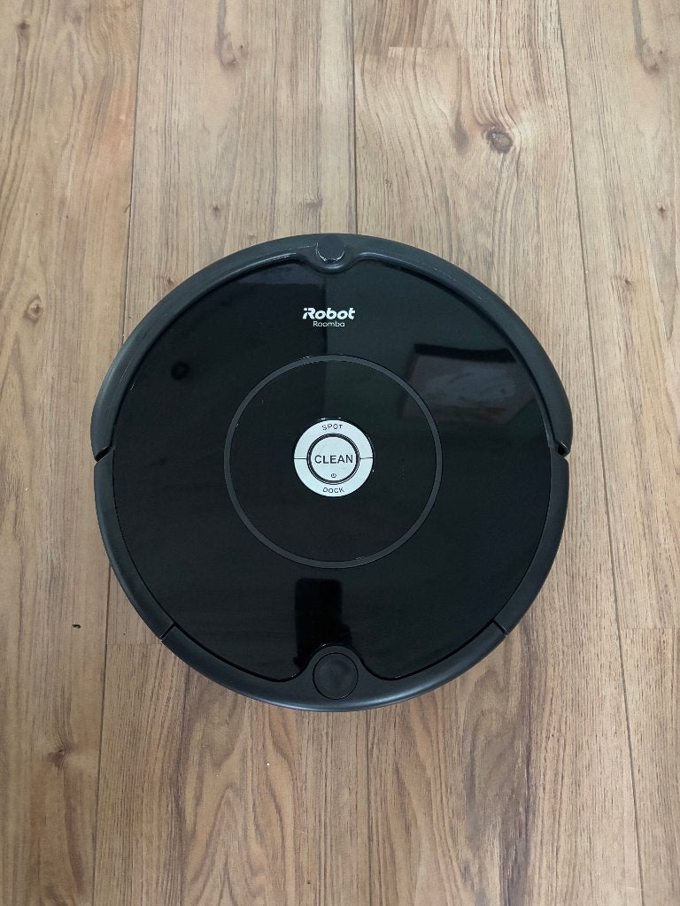 Fully functioning and well cleaned Roomba 606, Witgoed en Apparatuur, Ophalen, Gebruikt, IRobot, Draadloos