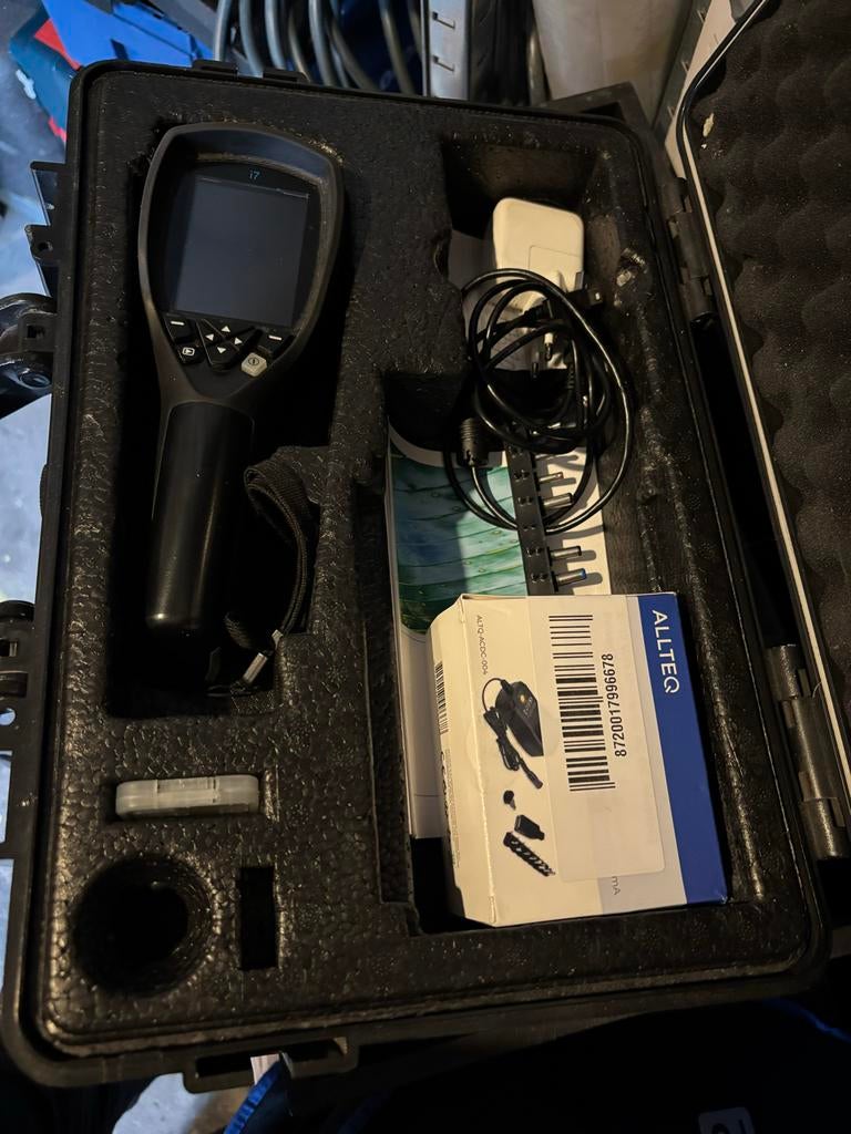 FLIR i7 warmtebeeldcamera met accessoires, Ophalen of Verzenden, Gebruikt, Temperatuur