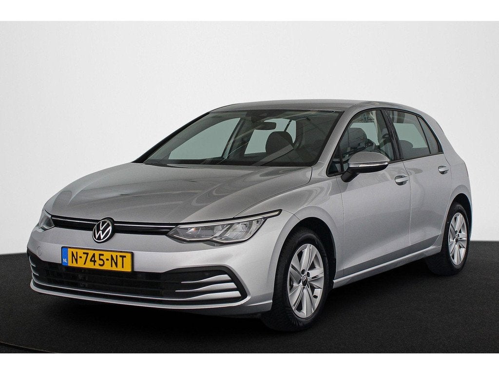 Volkswagen Golf 1.0 eTSI Life DSG Automaat Apple CarPlay Sfe, Gebruikt, Bedrijf, 650 kg, 19 km/l