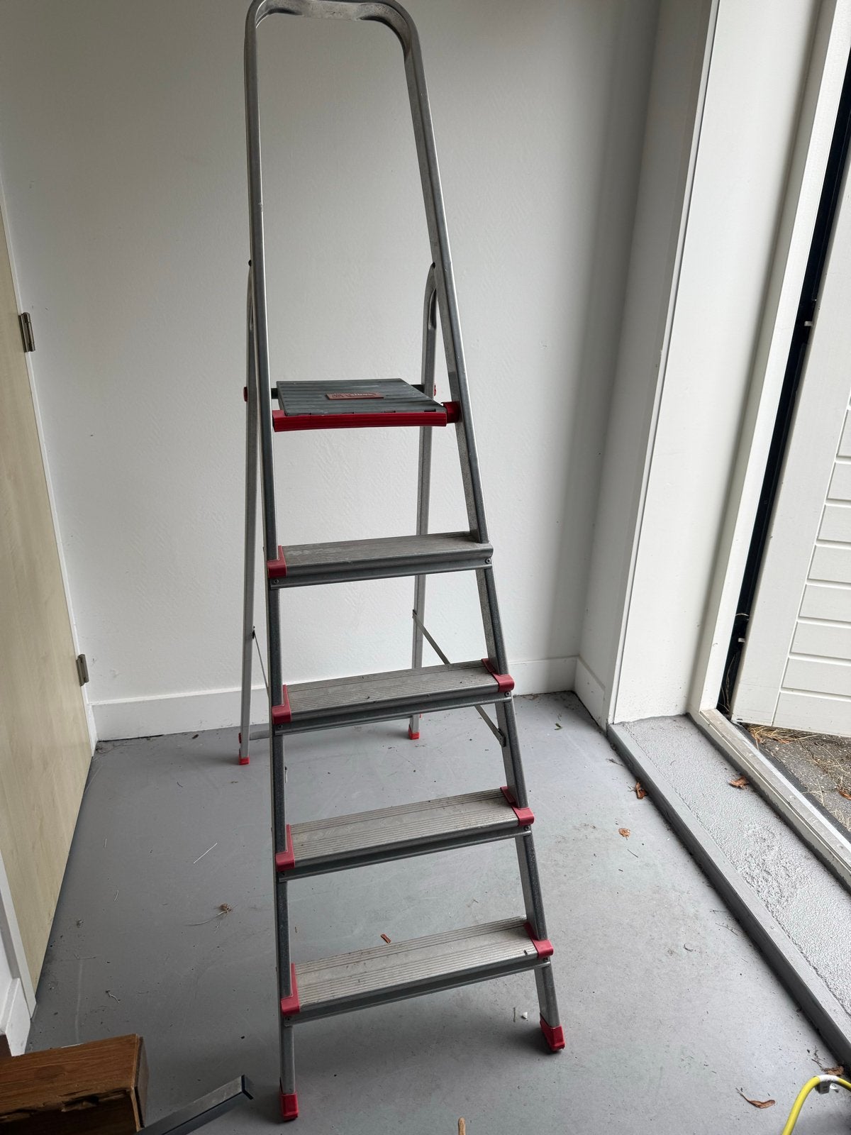 Altrex Steddy S 505 Huishoudtrap, Ophalen of Verzenden, Zo goed als nieuw, Minder dan 2 meter, .