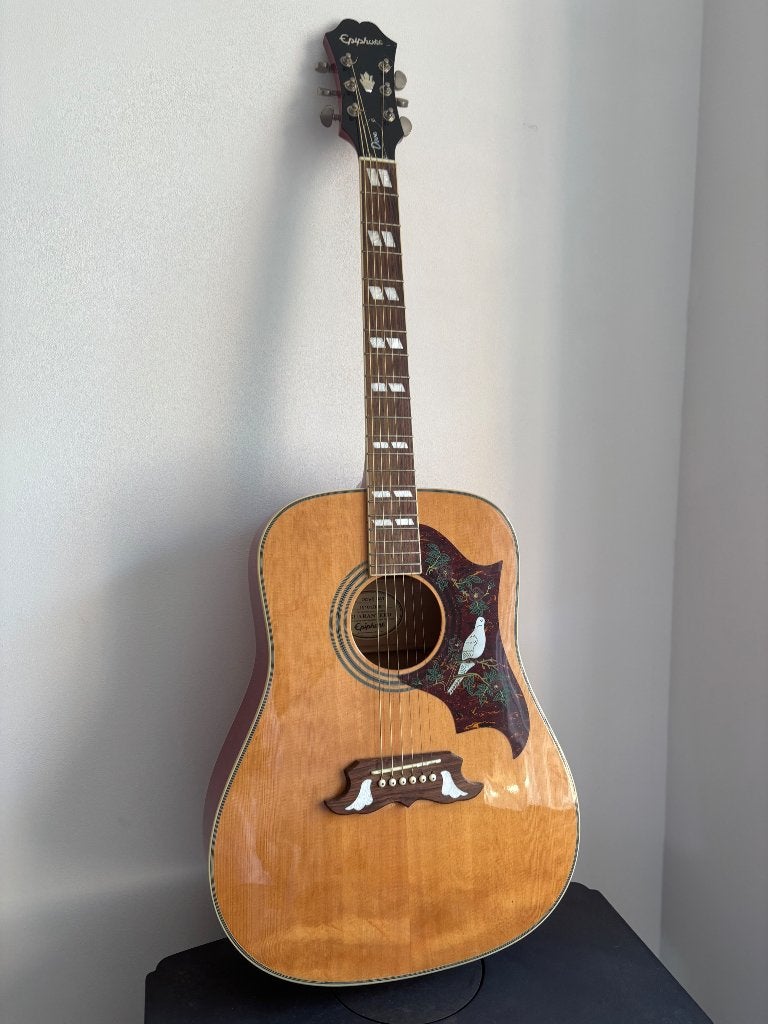Epiphone Dove Studio, Natural gitaar