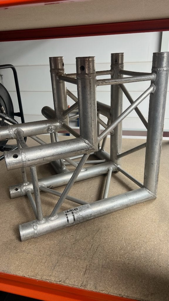 Alutruss 3 weg truss hoek Type: QQL 30 | beschadigd, Muziek en Instrumenten, Ophalen, Gebruikt, Overige typen