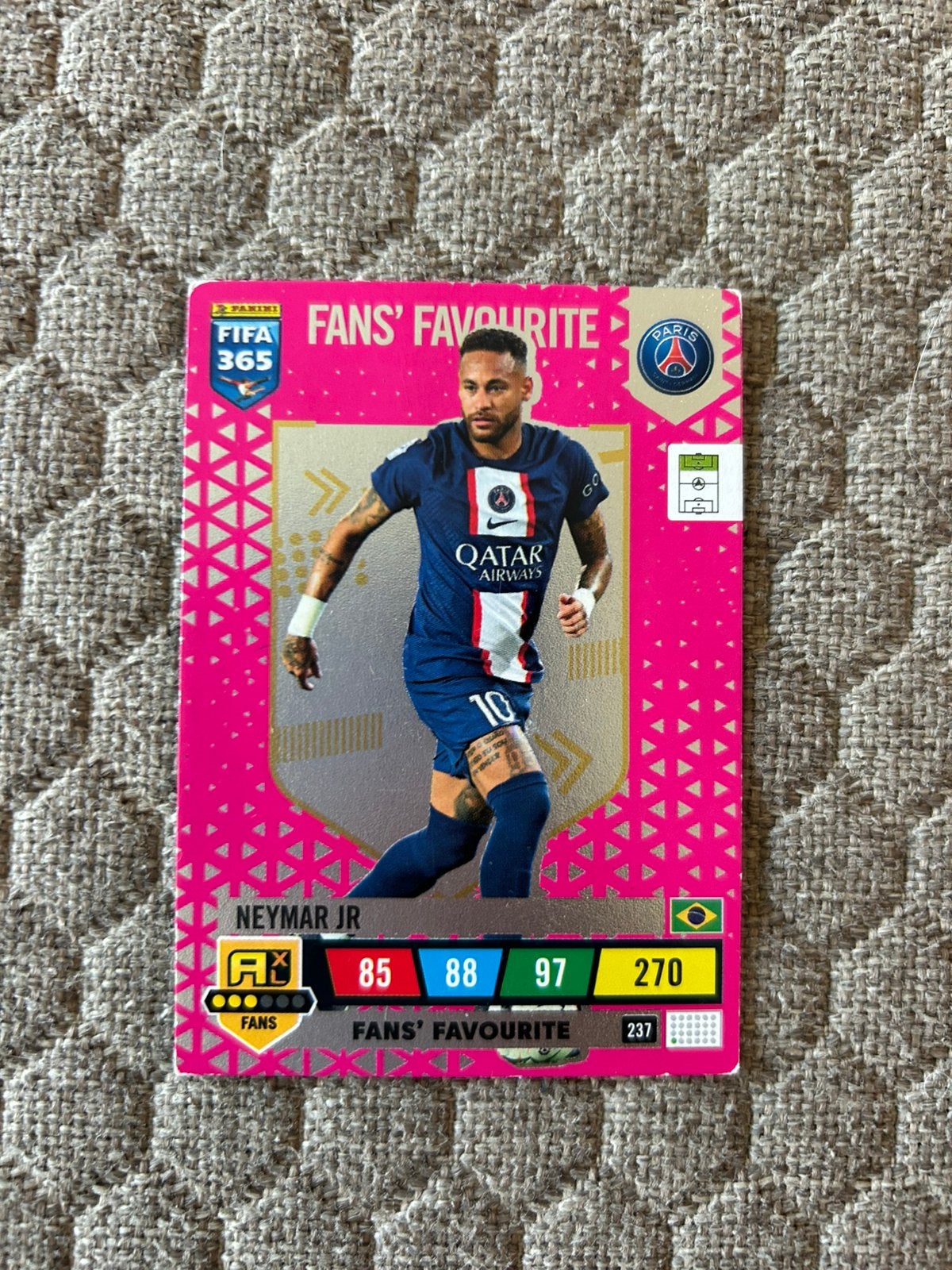 Panini FIFA kaart Fans Favourite Neymar JR, Ophalen of Verzenden, Zo goed als nieuw, Plaatje