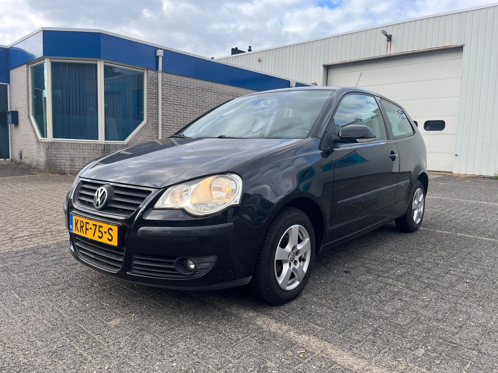 Volkswagen Polo 1.2 40KW 2007 Zwart, Voorwielaandrijving, Stof, 54 pk, 989 kg