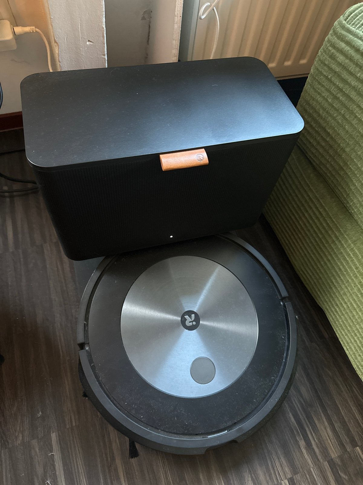 iRobot Roomba j7+ Robotstofzuiger met zelflegende basis, Witgoed en Apparatuur, Stofzuigers, IRobot, Automatisch legen, Ophalen of Verzenden