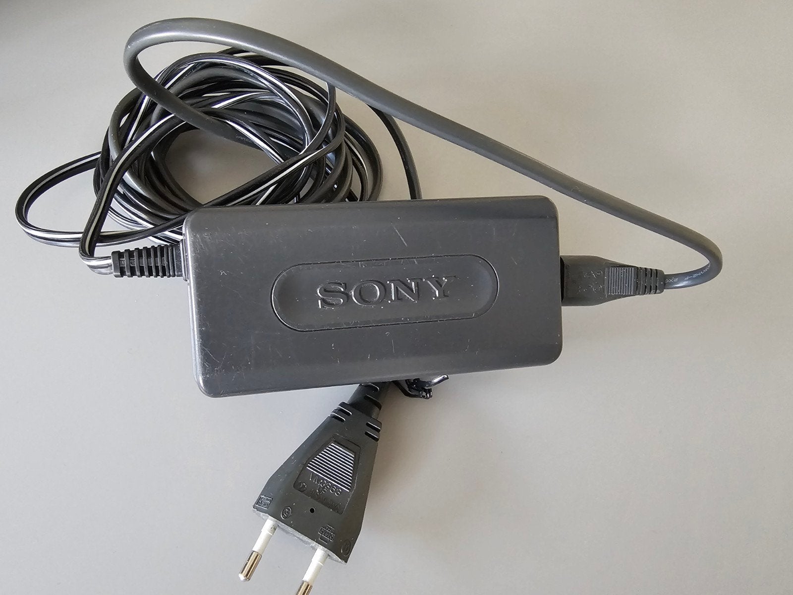 Foto 5 van Sony Digital Handycam DCR-TRV210E - Complete set