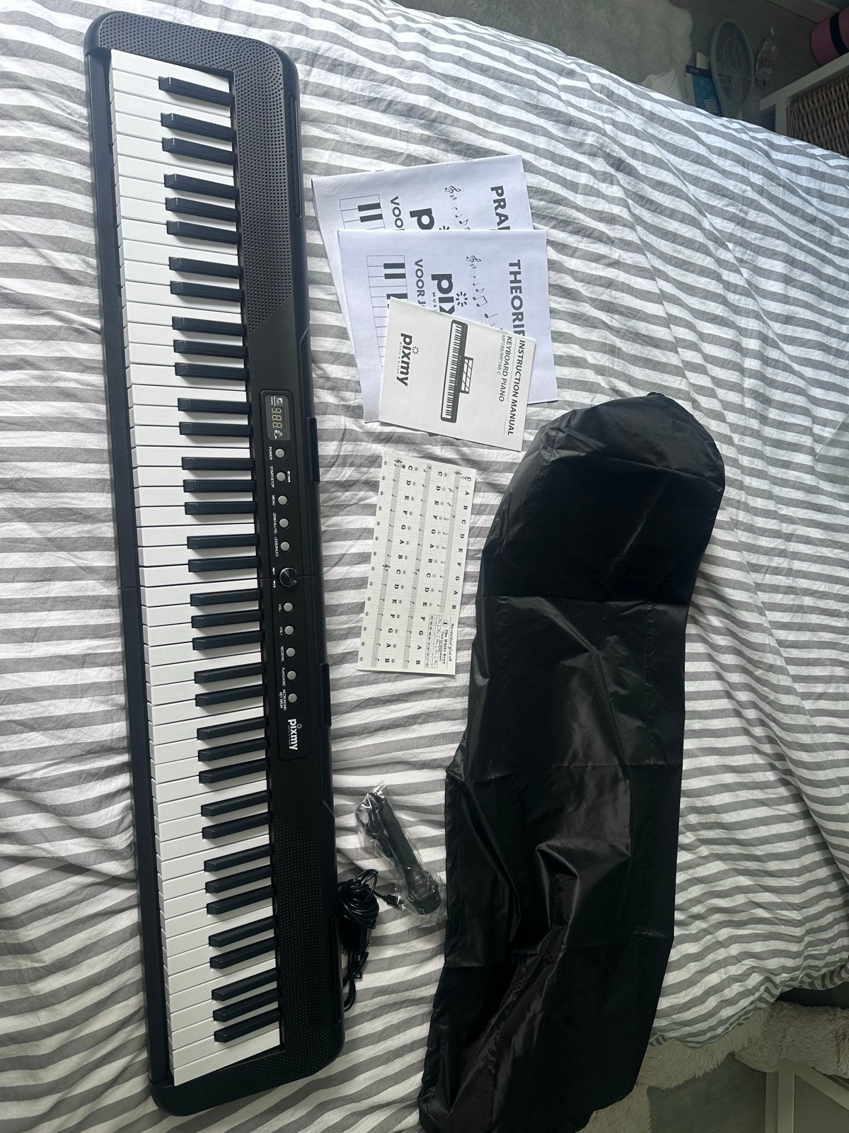 Keyboard piano MP188/MP188-C met microfoon en boeken, Ophalen, Nieuw, 88 toetsen, Overige merken