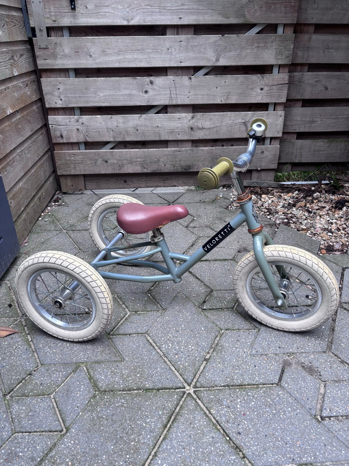 Veloretti loopfiets/driewieler - zadel vastgeroest, Ophalen, Gebruikt, Loopfiets