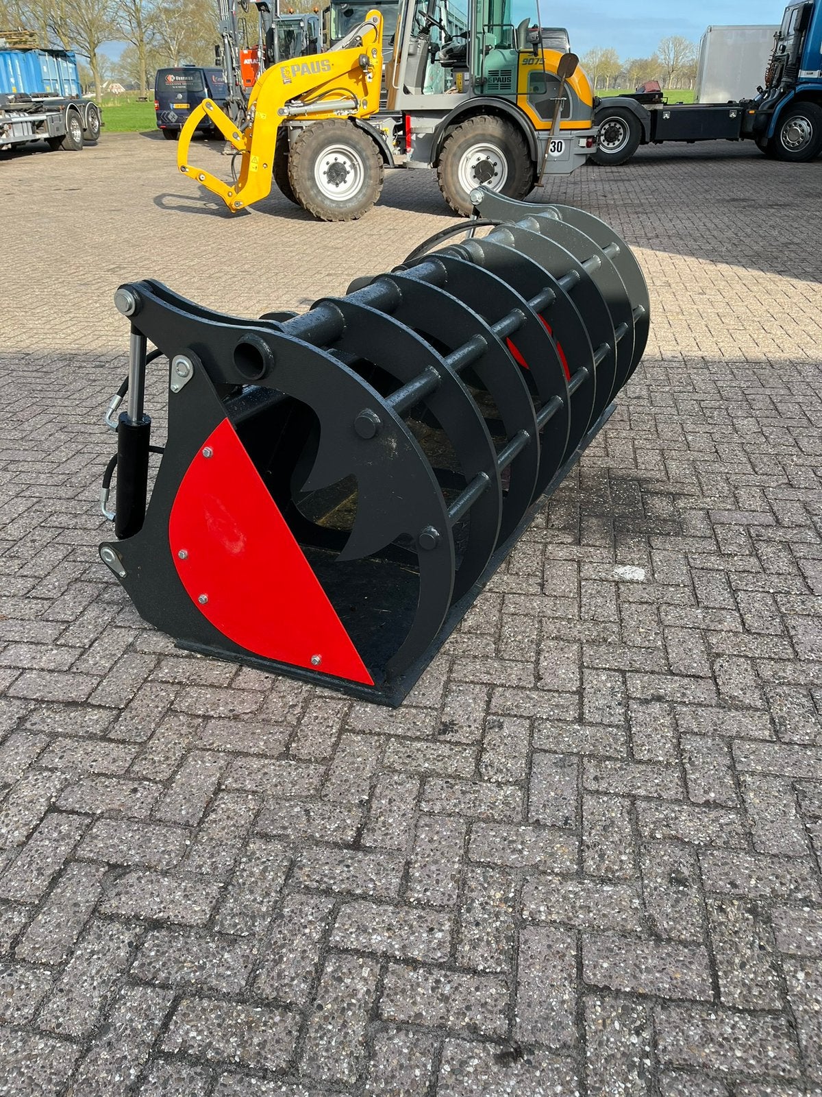 Pelikaanbak met Paus shovel aansluiting, Inclusief motor, Overige brandstoffen, Nieuw, Buitenboordmotor