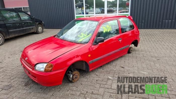 Voorbumper van een Toyota Starlet, Gebruikt, -, -, 6 maanden garantie