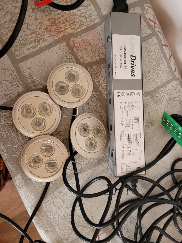 4 Spotjes met verschillende kleuren. Lumi Derives, ., Ophalen of Verzenden, Zo goed als nieuw, .