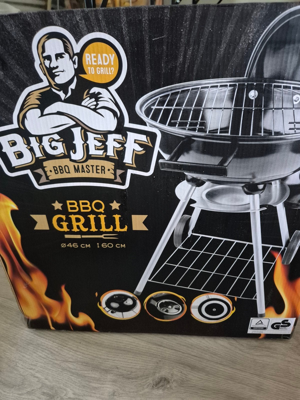 Barbecue nieuwstaat, Tuin en Terras, Houtskoolbarbecues, Ophalen of Verzenden, Zo goed als nieuw