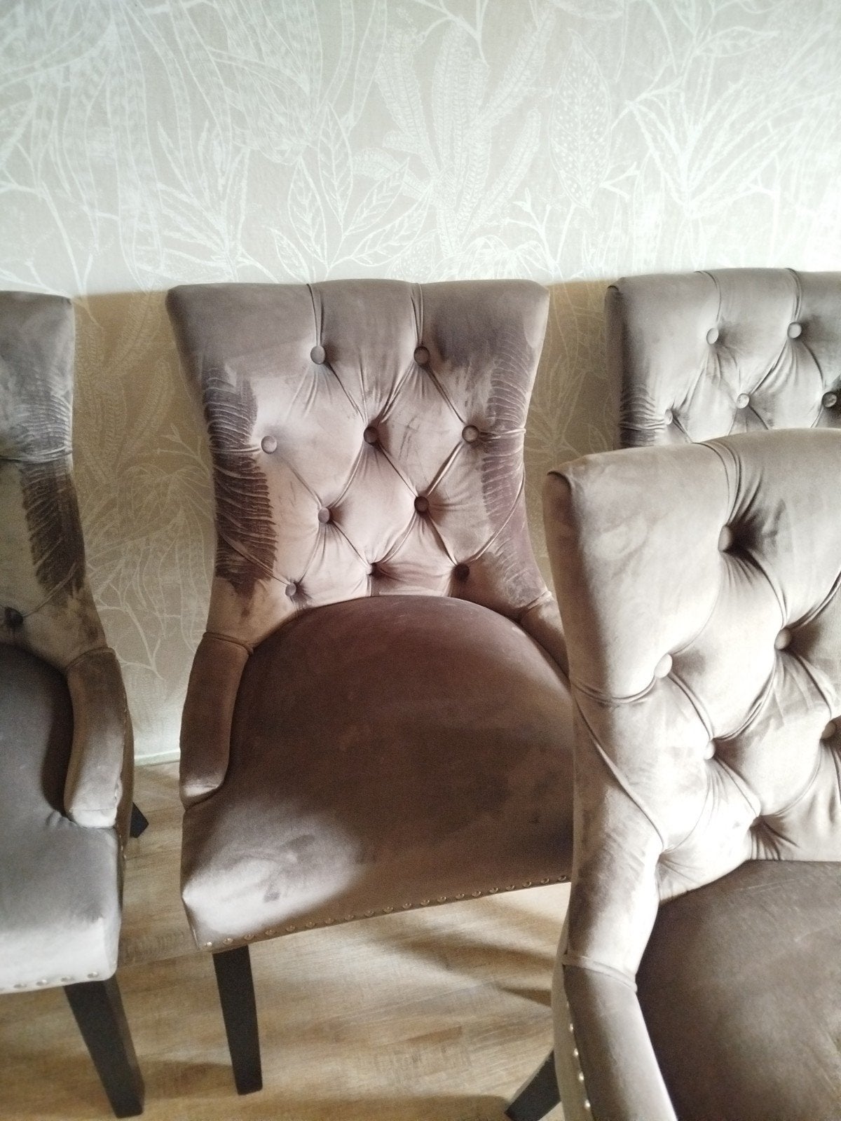 Taupe velvet eetkamerstoelen, Ophalen, Zo goed als nieuw, Overige kleuren, Vijf, Zes of meer stoelen
