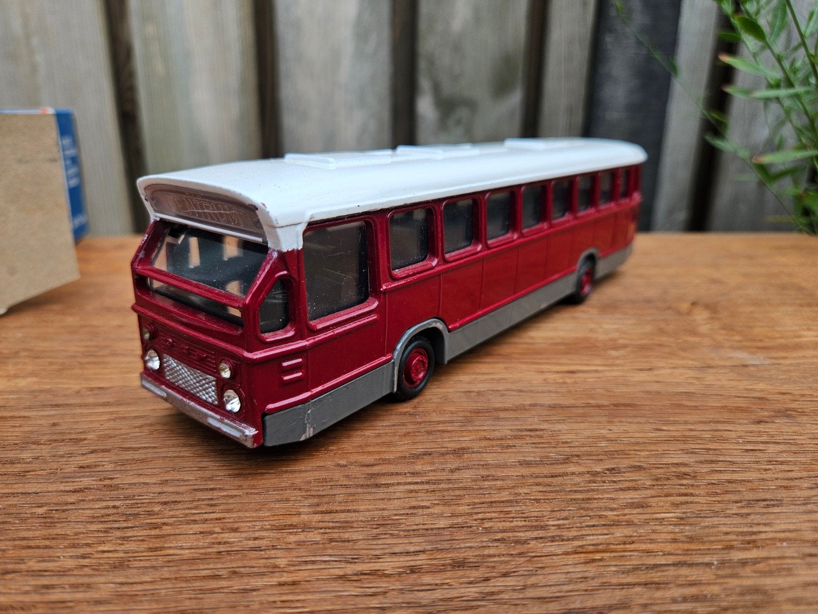 Lioncar Daf Citybus nr. 38 rood grijs - Repaint 1:50, Ophalen of Verzenden, Zo goed als nieuw, Bus of Vrachtwagen, Lion Toys