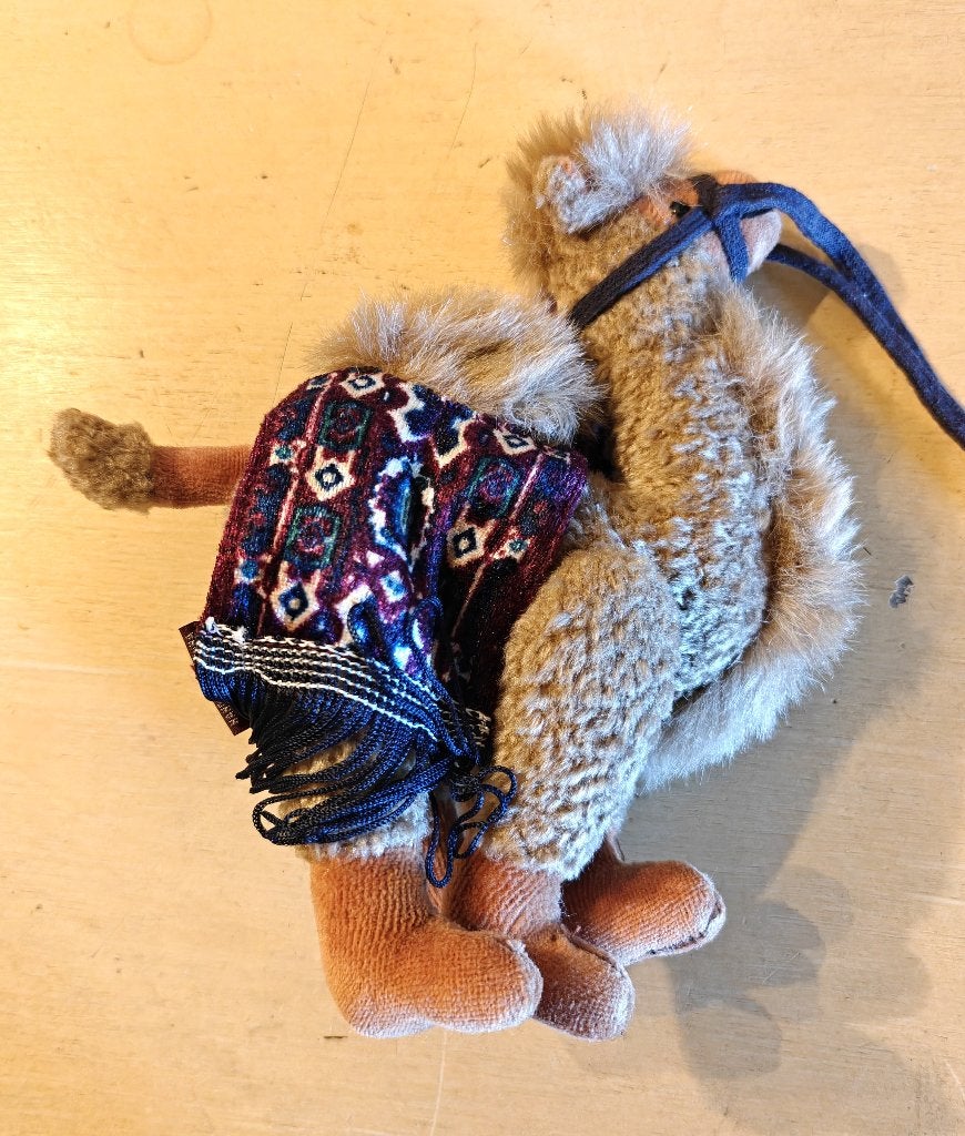 TY pluchen kameel " Lawrence " met label + helemaal gaaf, Overige karakters, Overige typen, Ophalen of Verzenden, Klein (minder dan 20 cm)