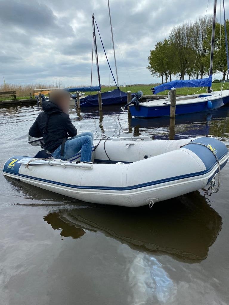 Zodiac rubberboot te koop (3,20 m) met 5PK Honda-motor, Watersport en Boten, Rubberboten, Gebruikt, 5 pk, Peddels, Zodiac