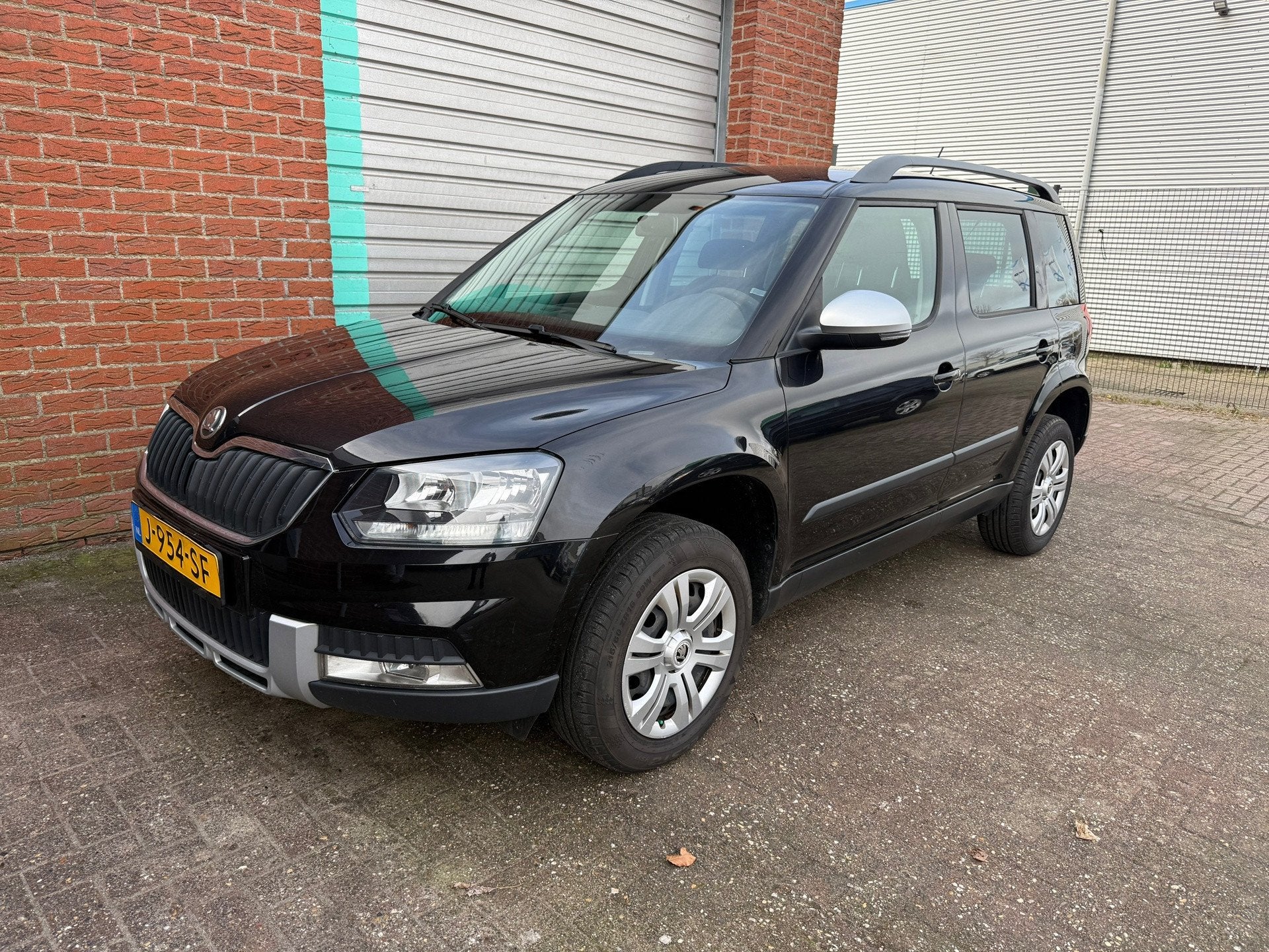 Skoda Yeti 1.2 TSI Active Airco Bj:2014, Auto's, Skoda, Voorwielaandrijving, Gebruikt, 4 cilinders, Zwart