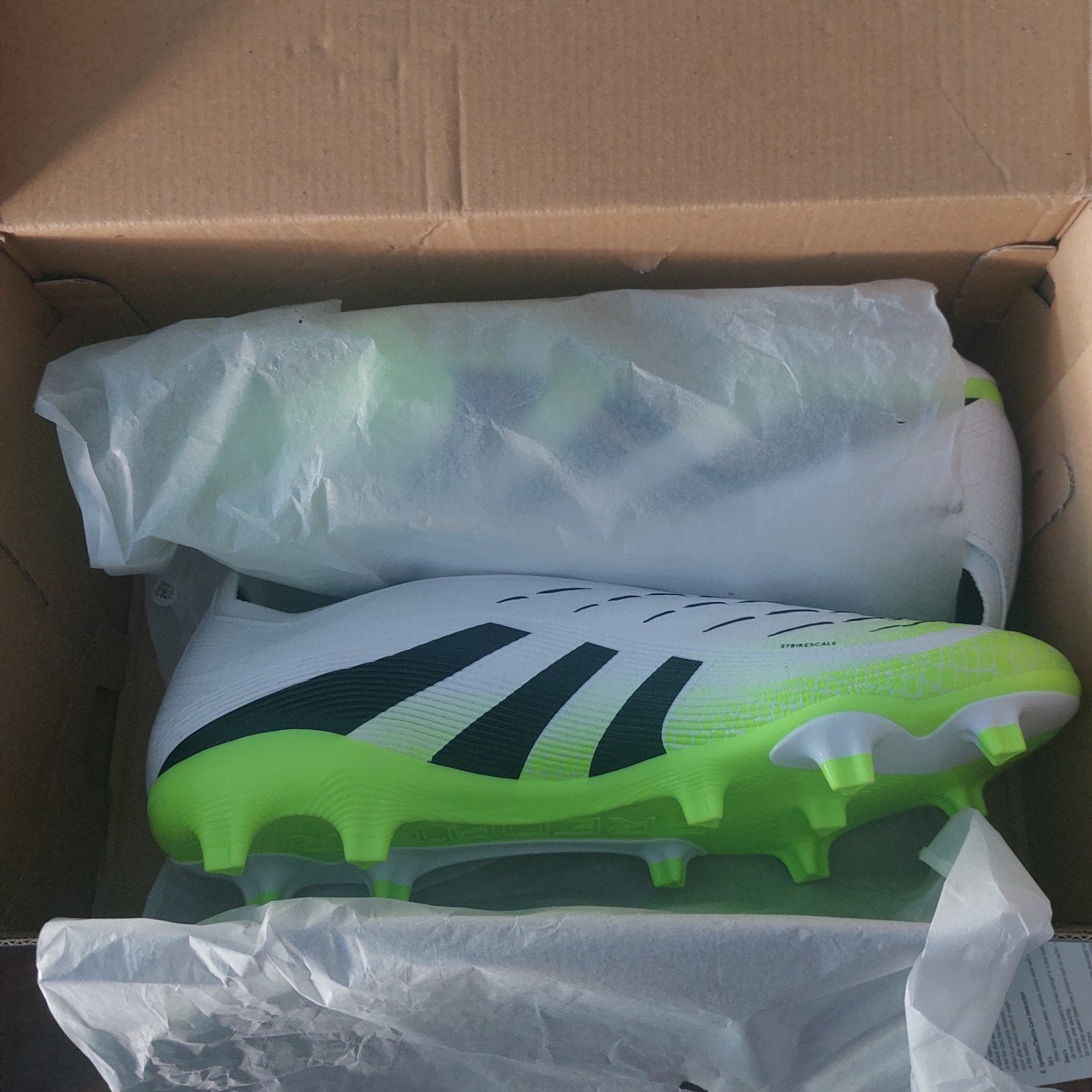 Adidas Predator League Laceless voetbalschoenen, Maat XS of kleiner, Ophalen of Verzenden, Nieuw, Schoenen