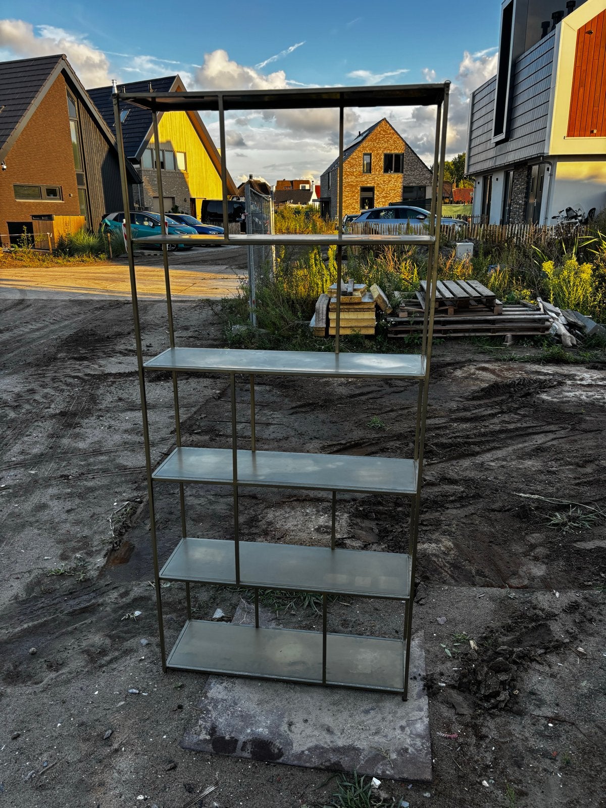 Gouden ijzeren kast - Modern en stijlvol, Ophalen, Met plank(en), Gebruikt, 200 cm of meer