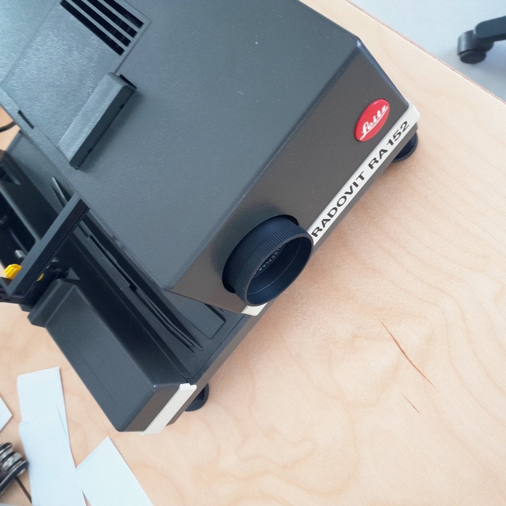 Diaprojector Leitz Pradovit RA 152, Ophalen, Gebruikt