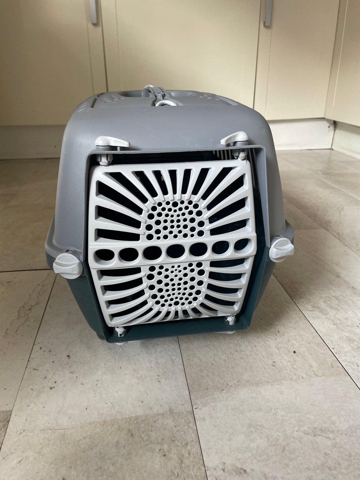 Poezen reismand / transportbox, Dieren en Toebehoren, Ophalen