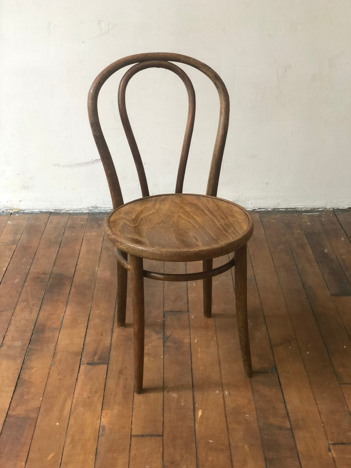 Thonet stoel, Ophalen