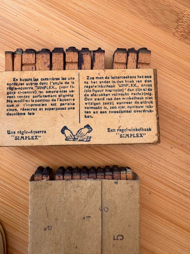 Oude cijfer stempels, Antiek en Kunst, Curiosa en Brocante, Ophalen of Verzenden