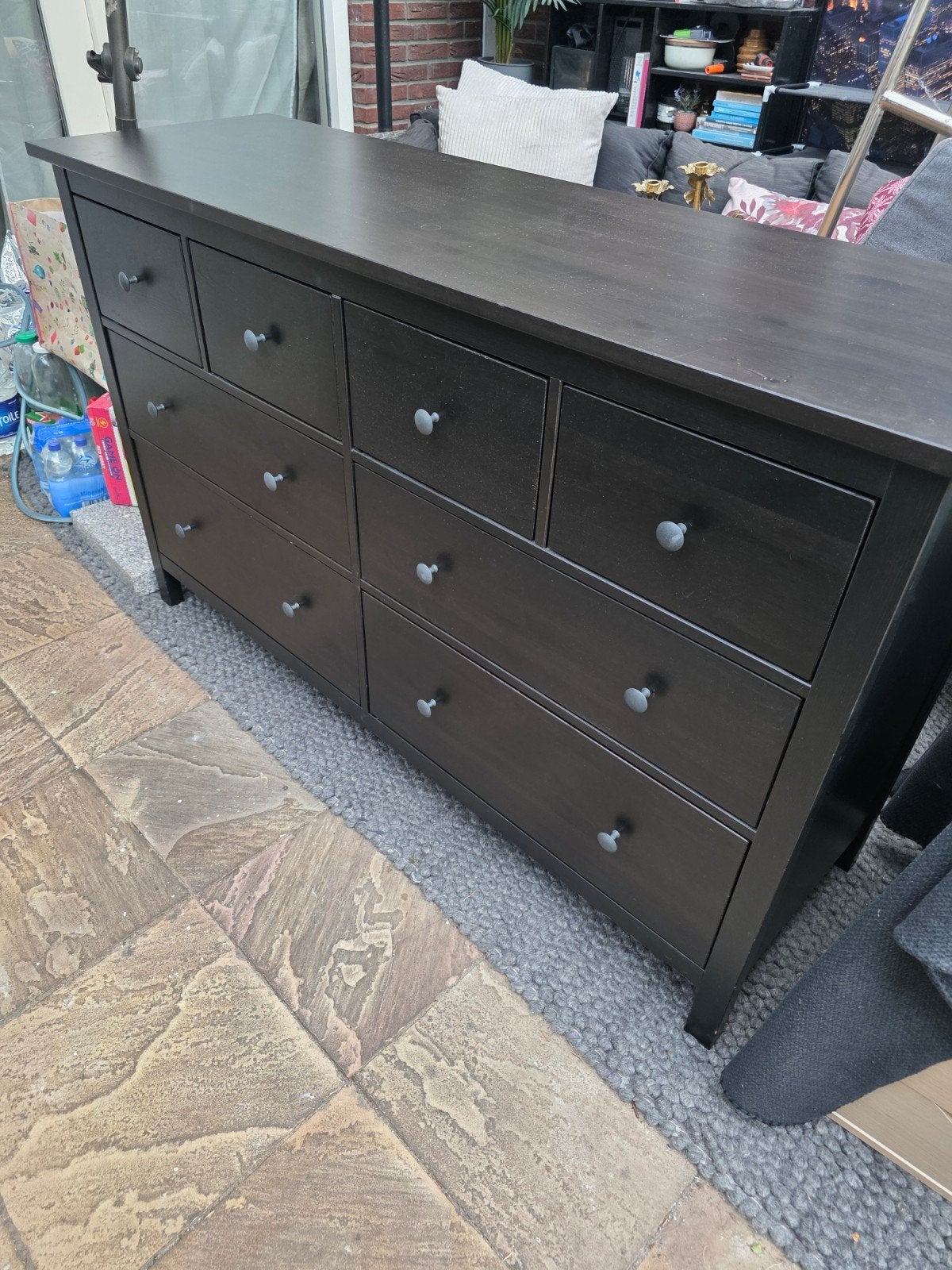 Ikea hemnes 8 ladekast / commode zwart bruin, Ophalen, 25 tot 50 cm, 150 tot 200 cm
