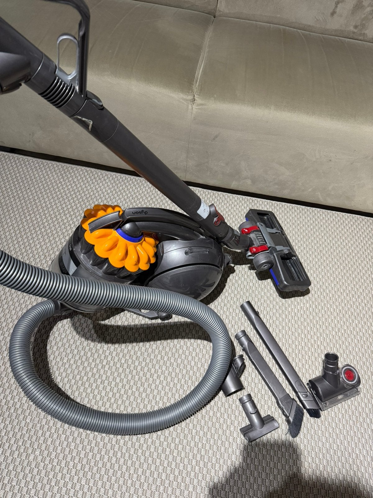 Dyson stofzuiger, Ophalen of Verzenden, Zo goed als nieuw, 1200 tot 1600 watt
